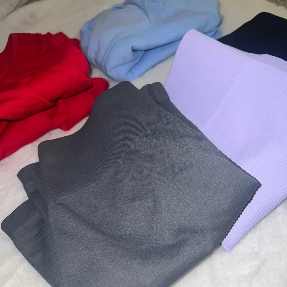 CUTE WORKOUT BUNDLE - Picture 3 of 10